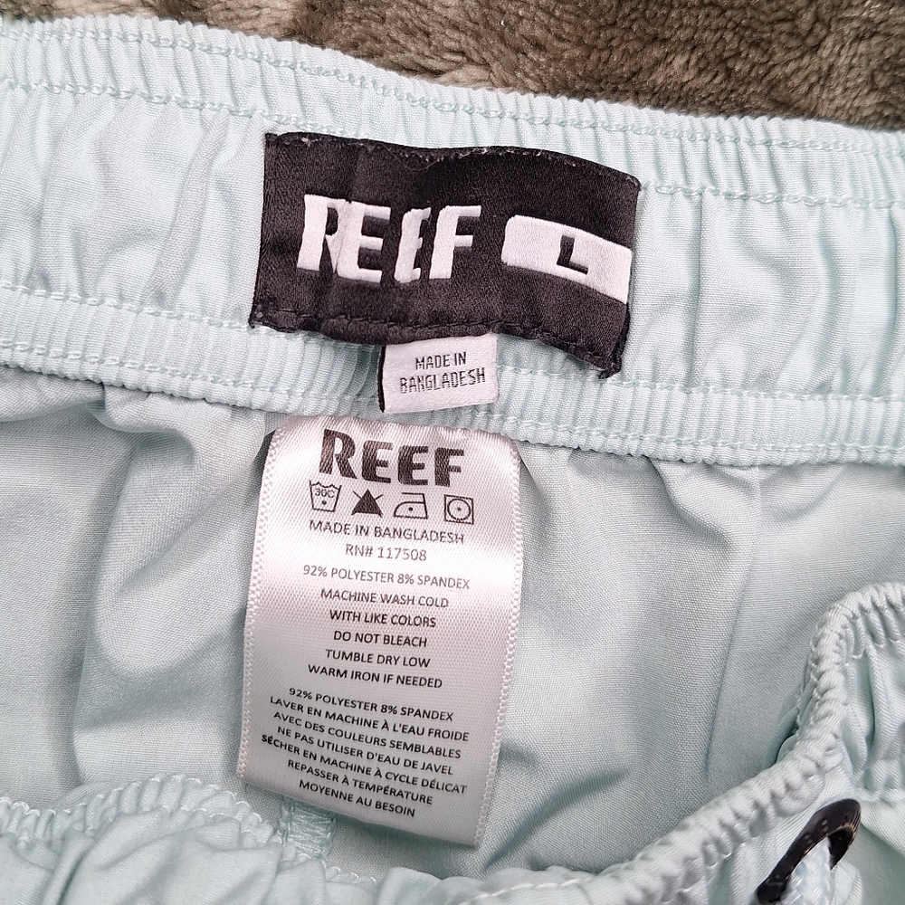 Used REEF Size L light Blue Shorts - Picture 3 of 9